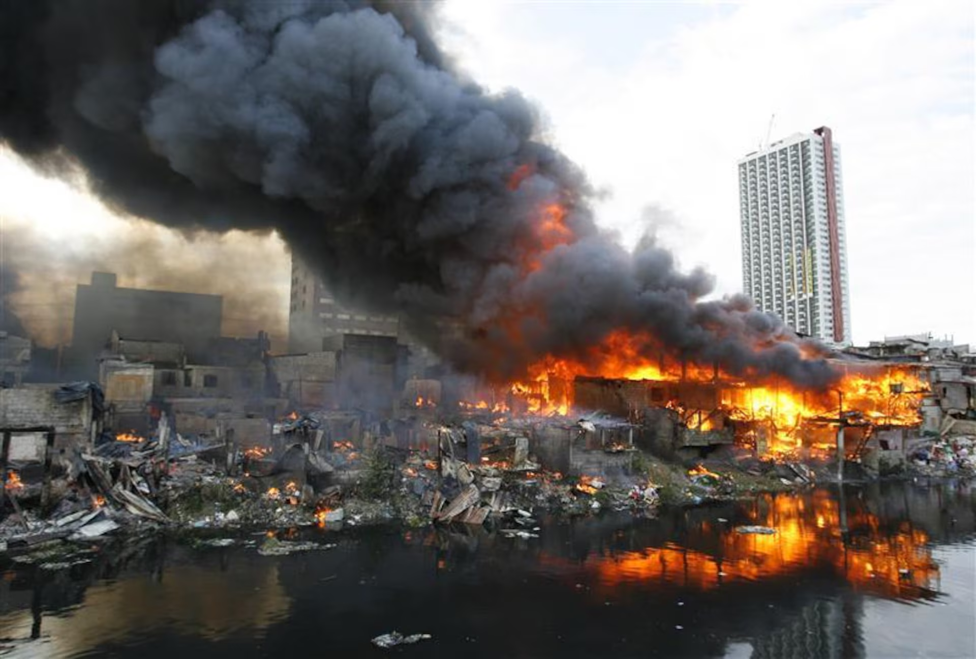 fire in Manila