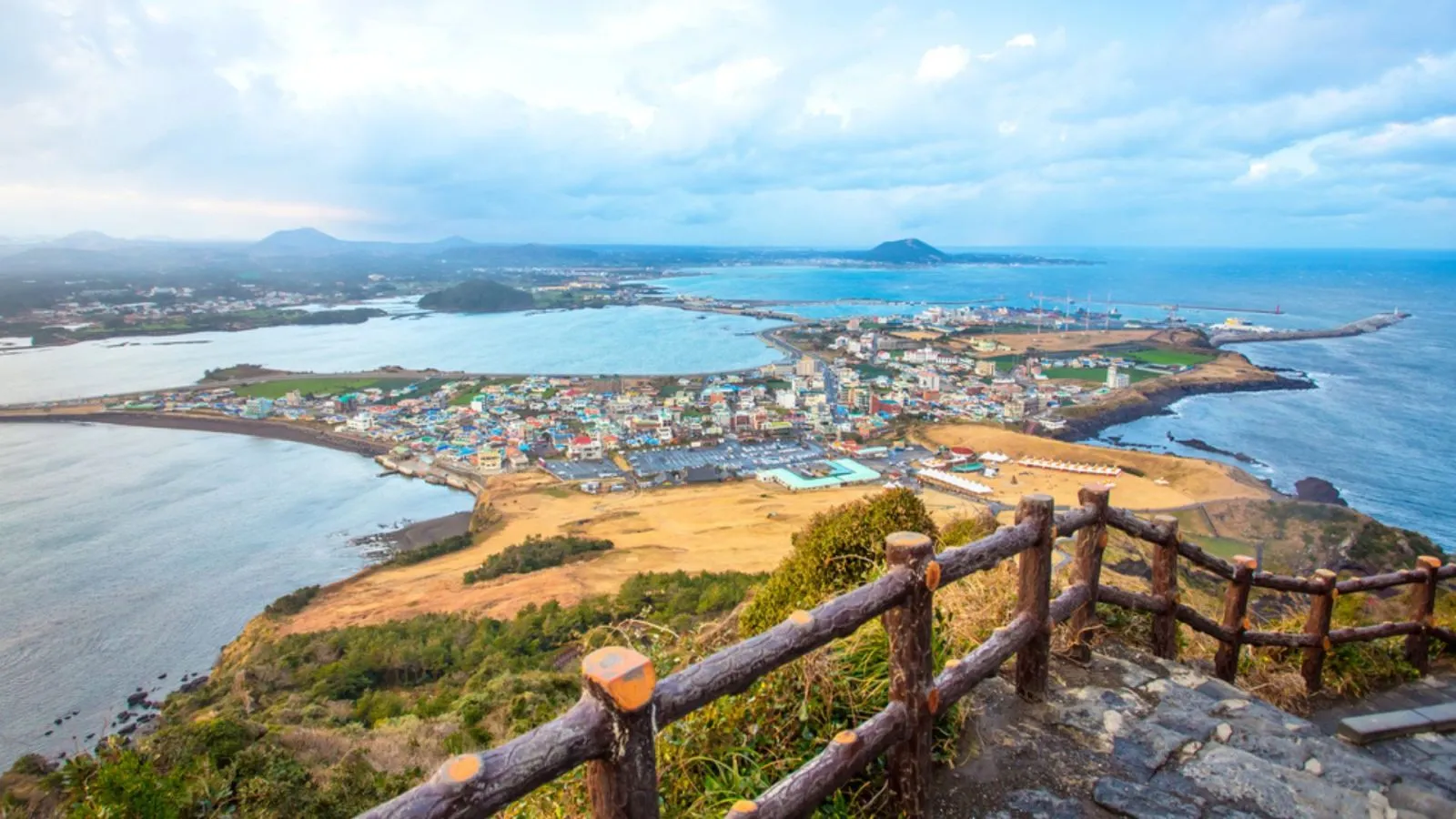 Fishing Boat Capsizes Near Jeju Island