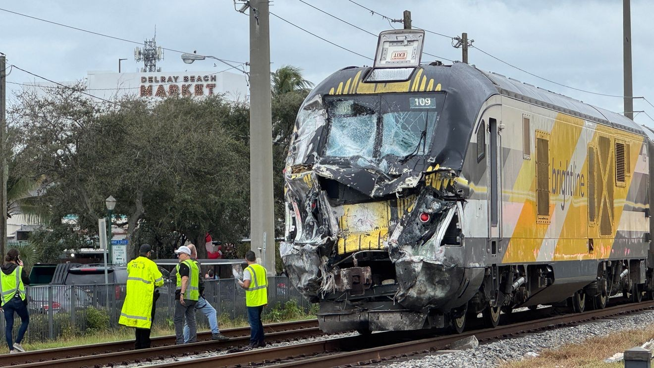 Train Crashed into Fire Truck in Florida