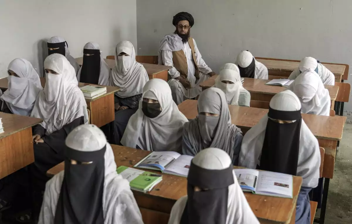 Taliban Ban Medical Education for Women