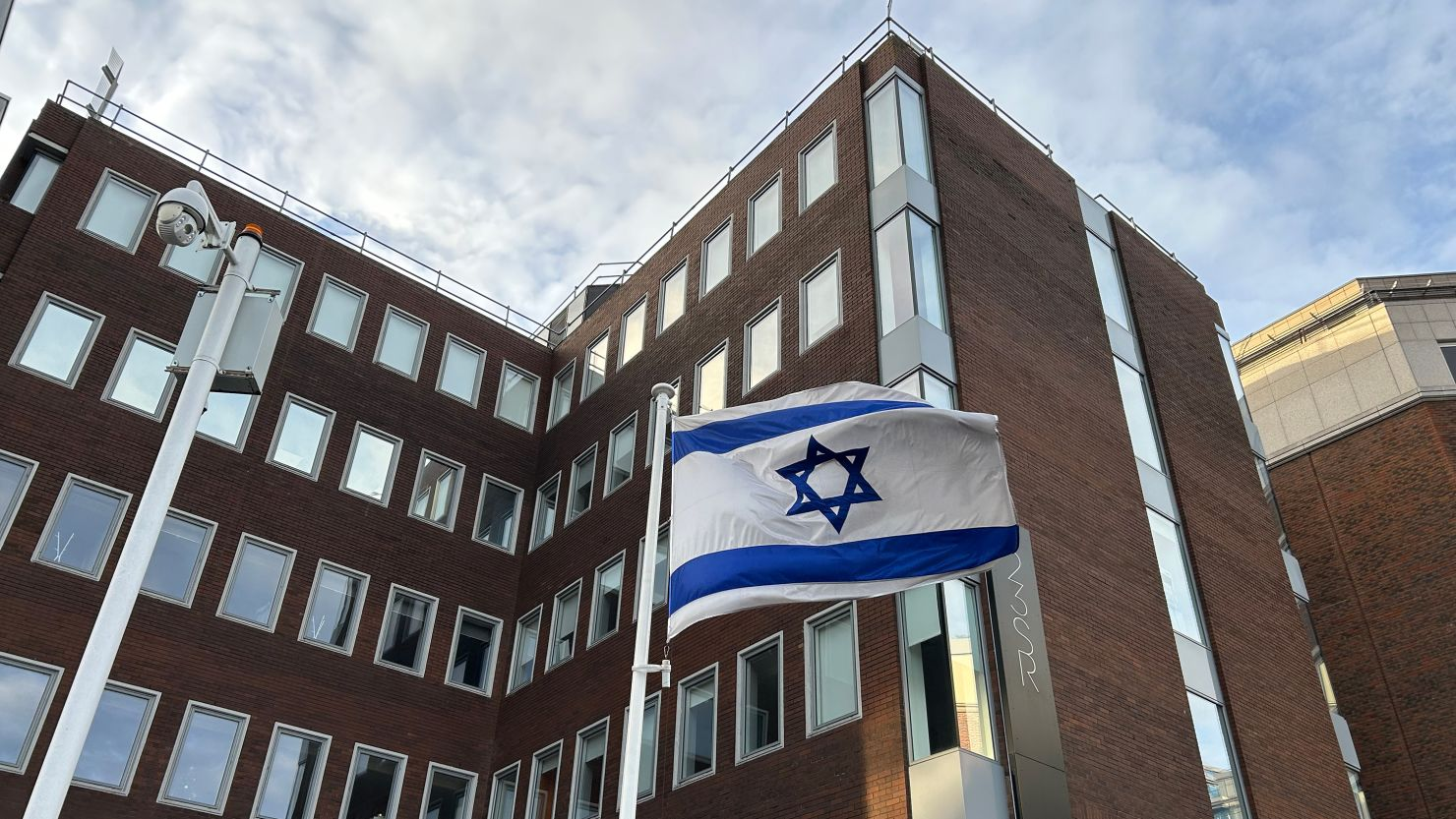 Israel Closes Its Embassy in Ireland