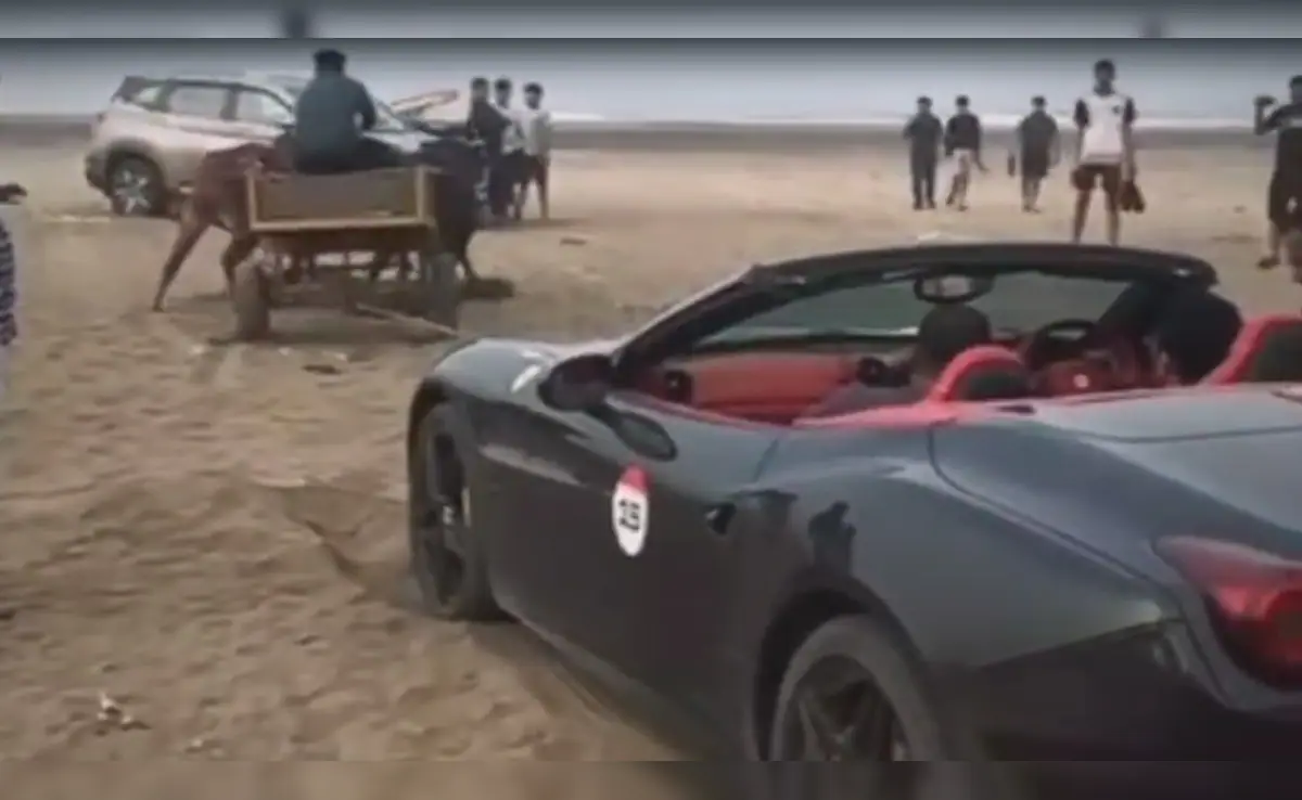 Ferrari Got Stuck on Beach