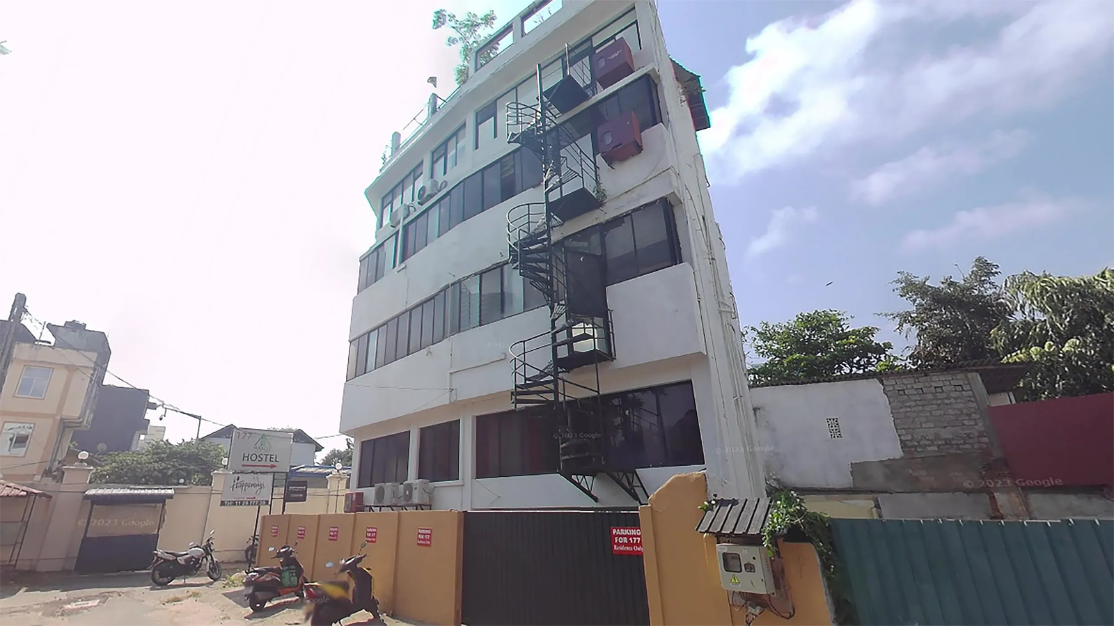 British Woman Dies After Falling Ill in Sri Lan