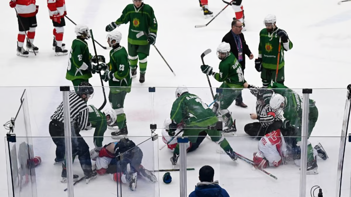 Turkmenistan Ice Hockey Players Punch Hong Kong