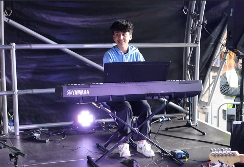 14-Year-Old Musician Raymi Saldaña Rojas