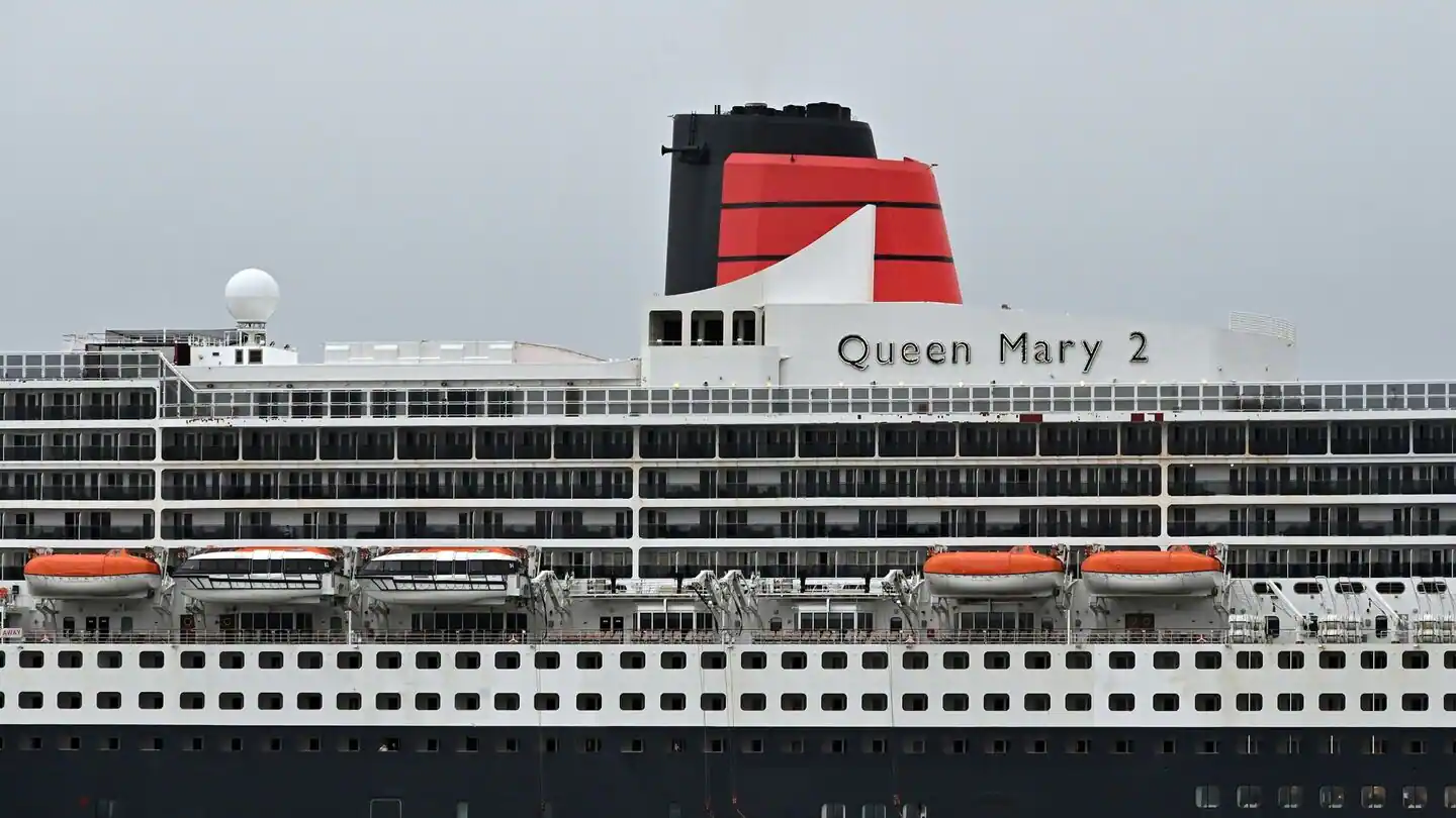 Norovirus Outbreak on Queen Mary 2 Cruise Ship