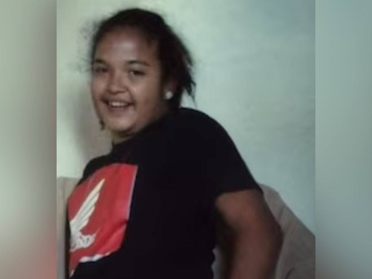 iPhones Glued to Body