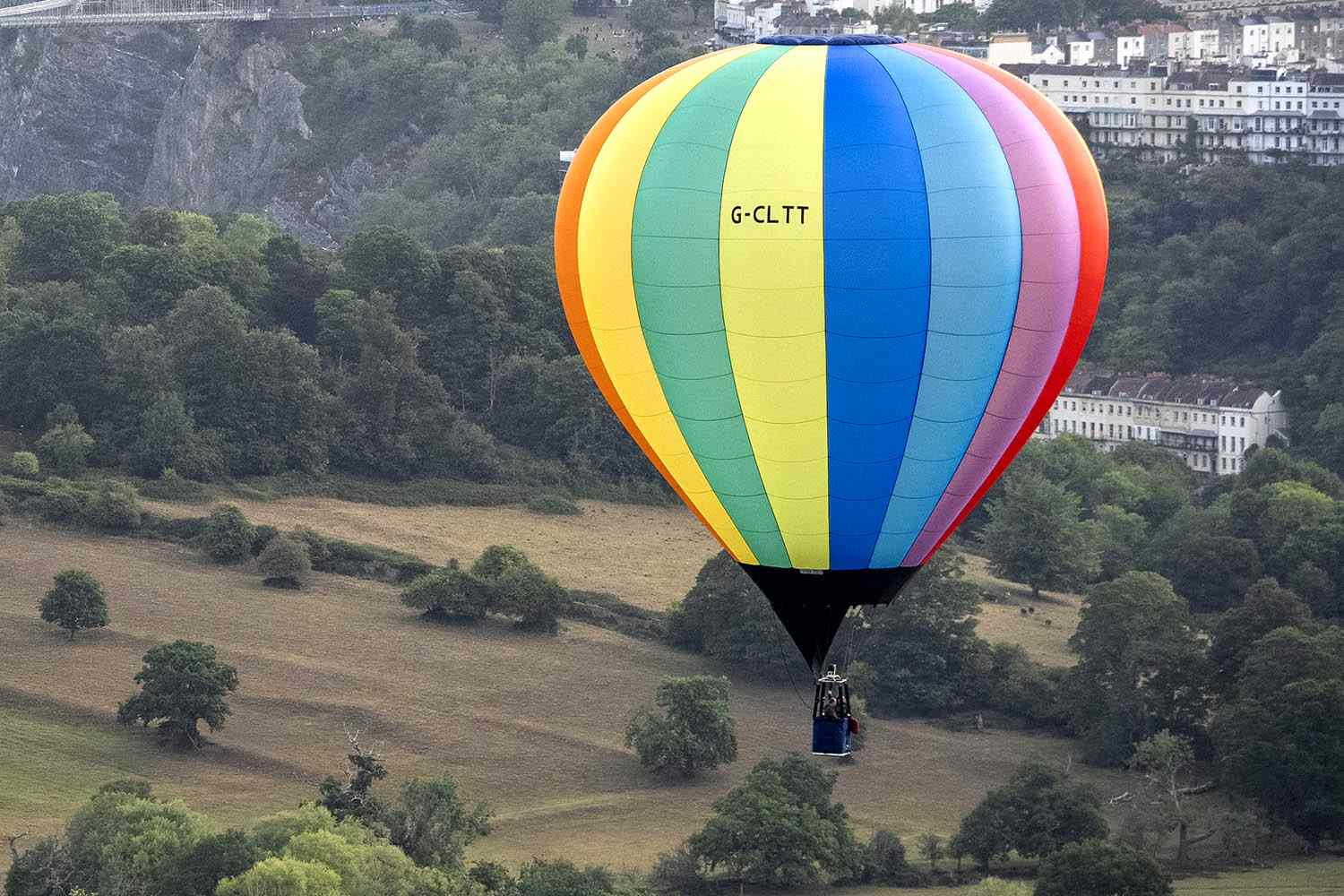 Dies After Falling from Hot Air Balloon