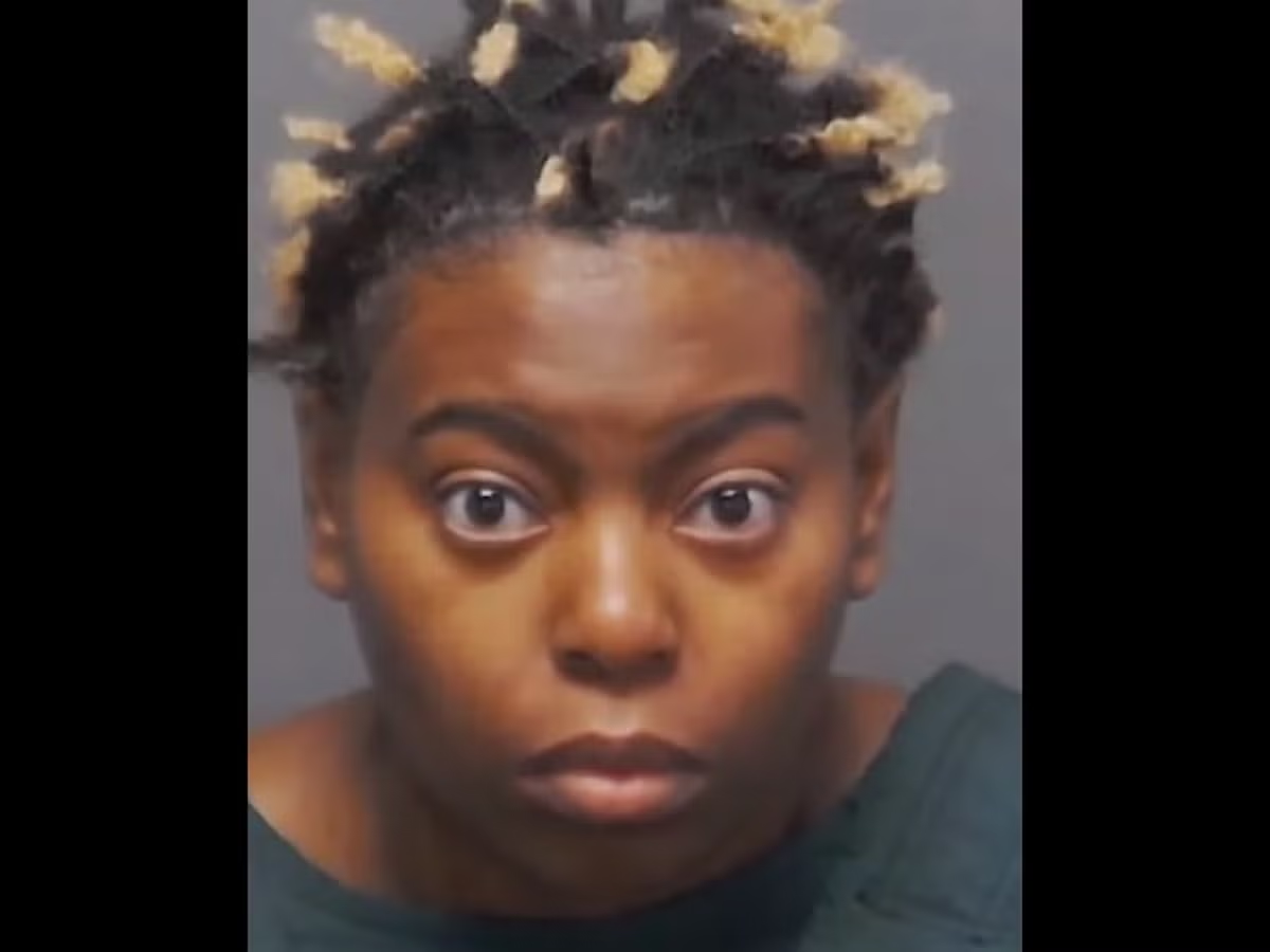 Tiona Lasaisha Islar